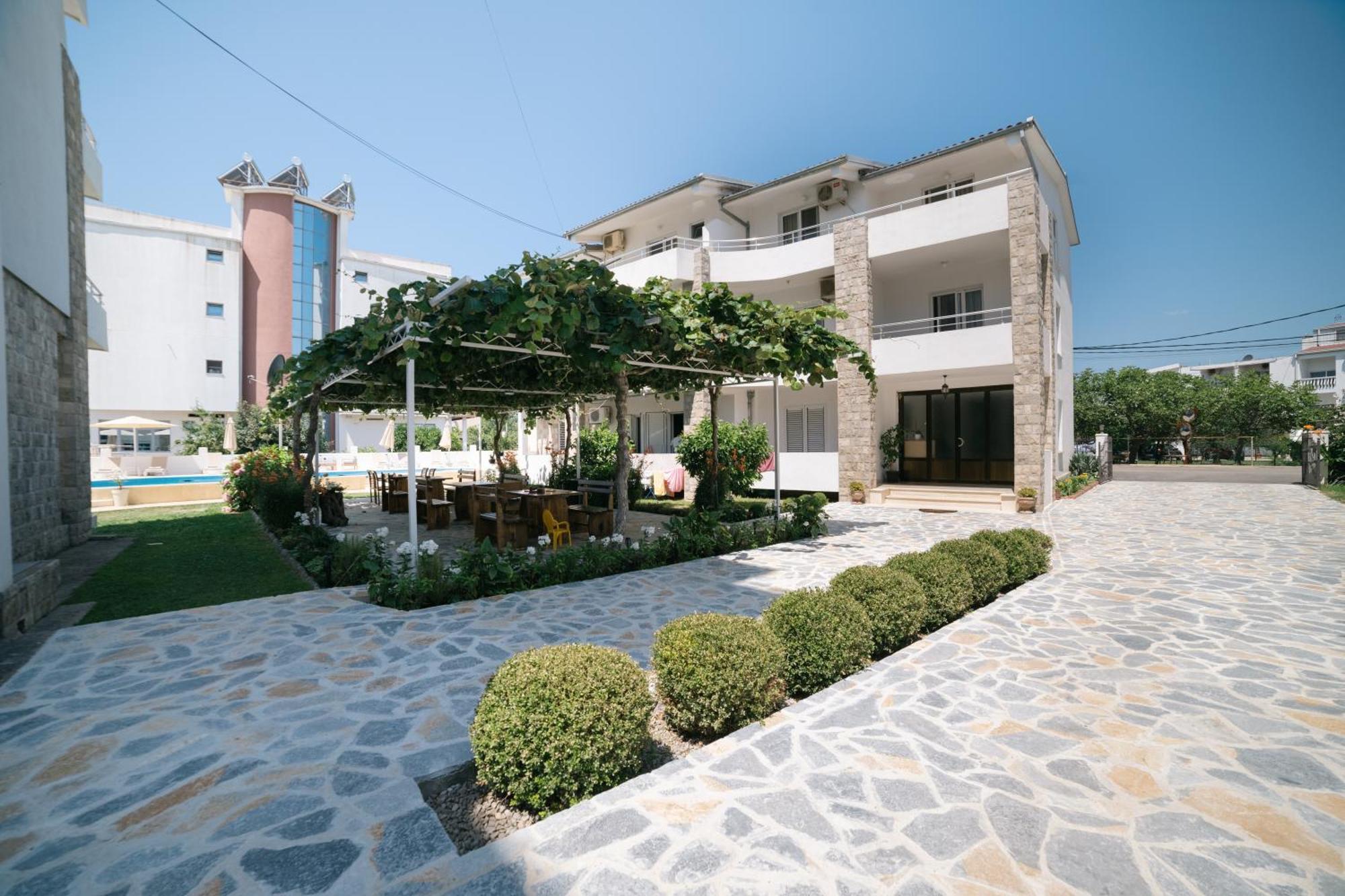 Villa Antonio Ulcinj Bagian luar foto