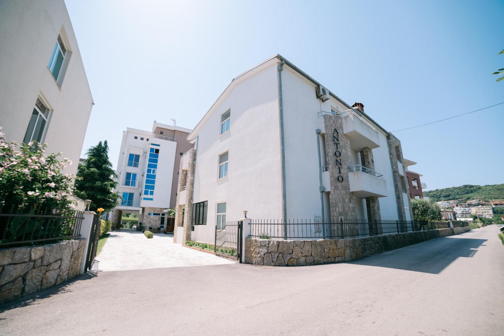 Villa Antonio Ulcinj Bagian luar foto